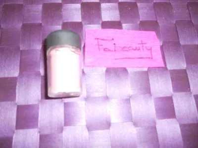 Pigments, MAC Cosmetics