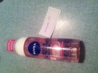 Mousse nettoyante onctueuse, Nivea