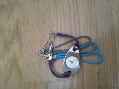 montre avec bracelets interchangeables, Inconnue
