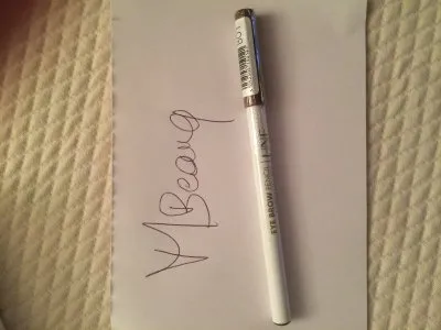 crayon à sourcil B1, UNE Beauty