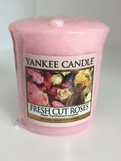 Fresh cut roses, Yankee Candle