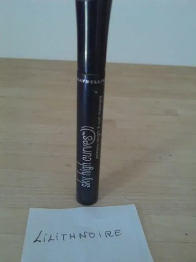 Mascara sky high curves, Maybelline