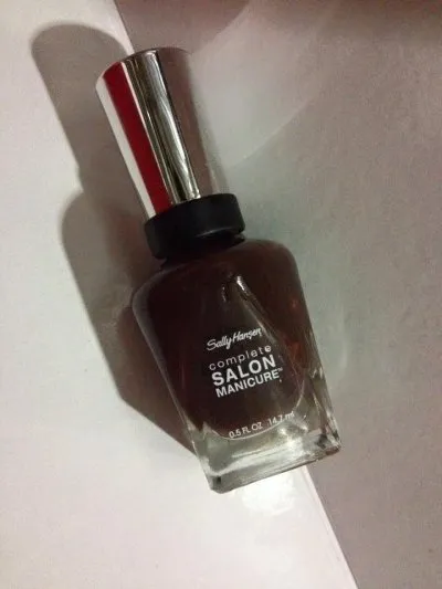Vernis marron, Sally Hansen