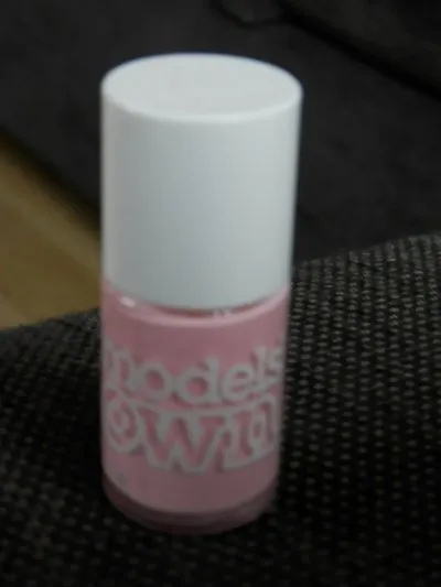 vernis model own, Models Own