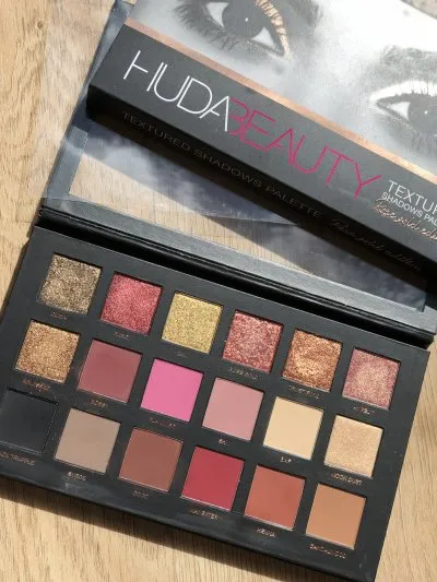 Huda rose gold, Huda Beauty