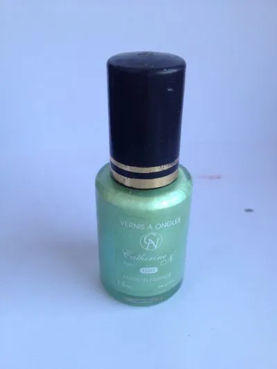 vernis à ongle vert pomme, Catherine .N paris