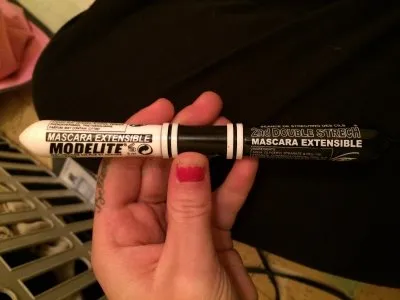 Mascara 2en1, Modélite