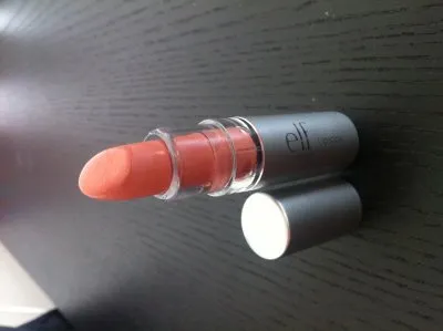 Rouge à lèvres, Elf
