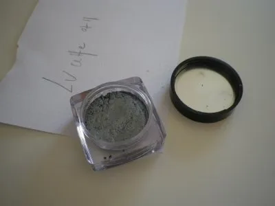 pigments pressés, Astor