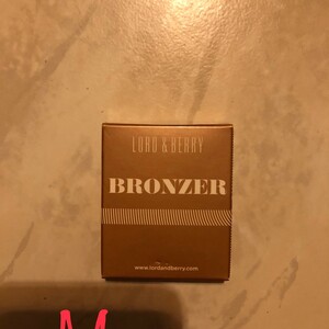 Bronzer