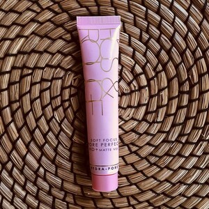 FIGS & ROUGE SOFT FOCUS PORE PERFECT
