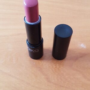 Smart lipstick 913