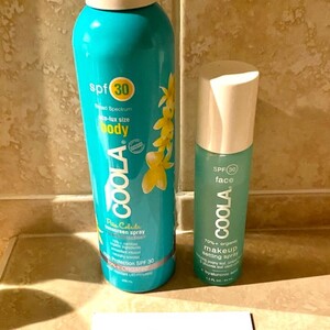 COOLA protection solaire corps et cheveux