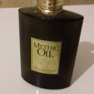 Vaporisateur vide : "Mythic Oil"