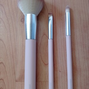 Lot de 3 pinceaux maquillage