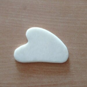 Gua Sha - Pierre de massage pour le visage