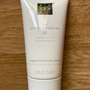 Crème corps Ritual de Sakura