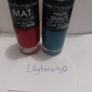 Lot 4 vernis