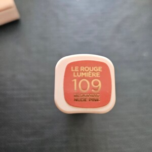 Bloomong nude pu k 109 La lumière rouge