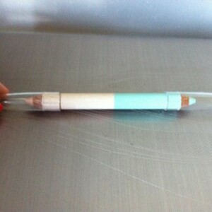 Crayon correcteur de teint