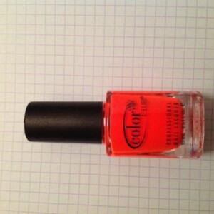 vernis orange fluo color club