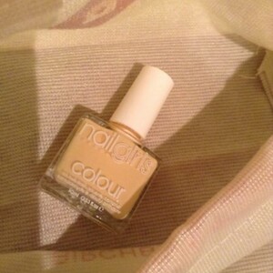 Vernis beige