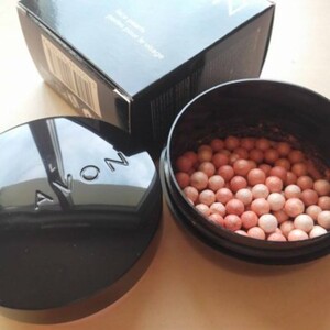 Perles illuminatrices blusher