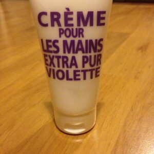 Crème pour les mains extra pur violette