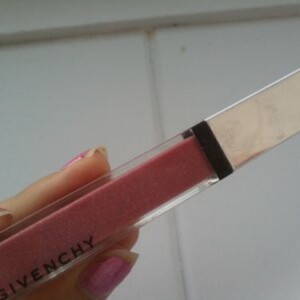Gloss paillettes Givenchy