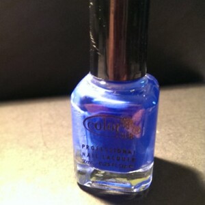 Vernis Bleu