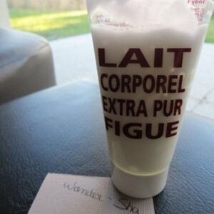 Lait corps extra pur figue