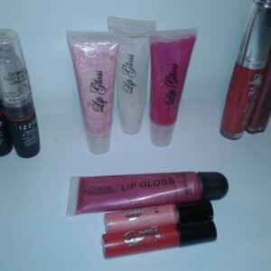 Gloss diverses