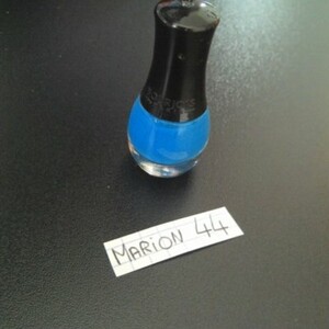 Vernis bleu bourjois