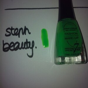 Vernis vert