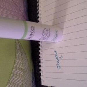 skin tone corrector