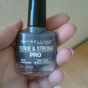 Vernis gris