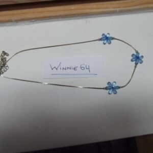 collier fleur bleue