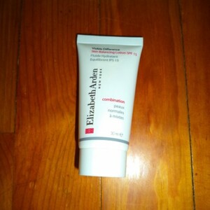 Fluide hydratant elizabeth arden