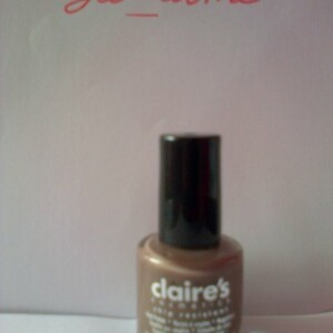 Vernis taupe