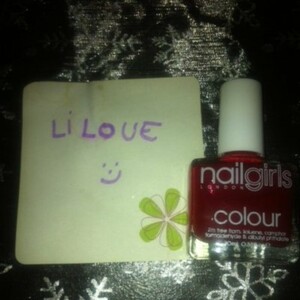 VERNIS ROUGE Nailgirls London Colour