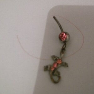 piercing nombril salamandre rose