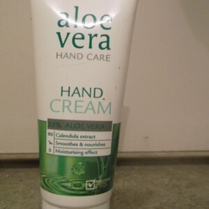 crème pour les mains à l'aloe vera