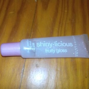 Gloss Shiny Licious