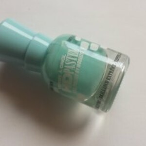 Vernis Bleu pastel HD