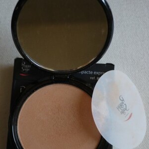 Poudre compacte