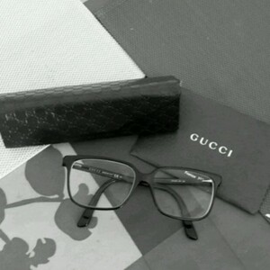 LUNETTES DE VU GUCCI