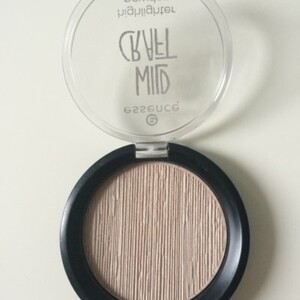 Highlighter Powder Essence