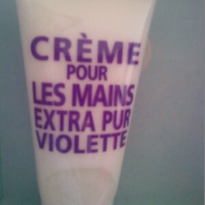 Crème pour les mains extra pur violette