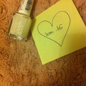 Vernis blanc essie