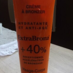 Crème à bronzer